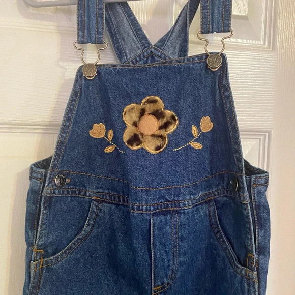 Girl’s Leopard Denim Overalls - Picture 4 of 9